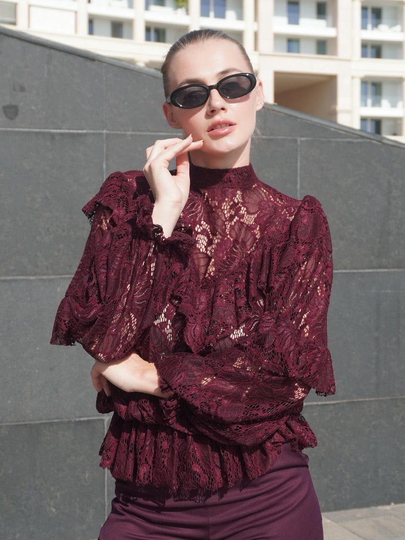 BLUSA PIZZO CON ROUCHE